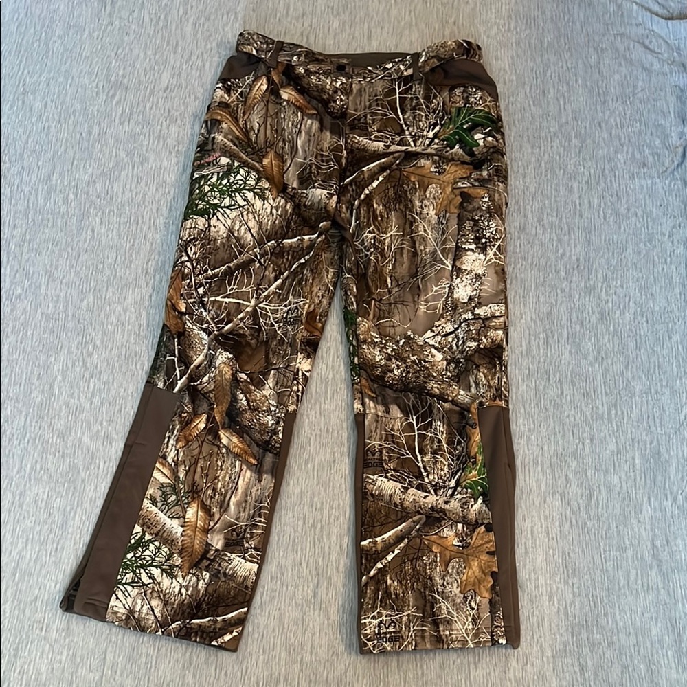 Magellan Realtree Brown and Green Cargo Pants